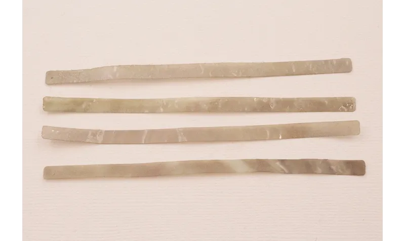 Listón de 100*4mm Beige traslucido rugoso / Cuentas y Lentejuelas