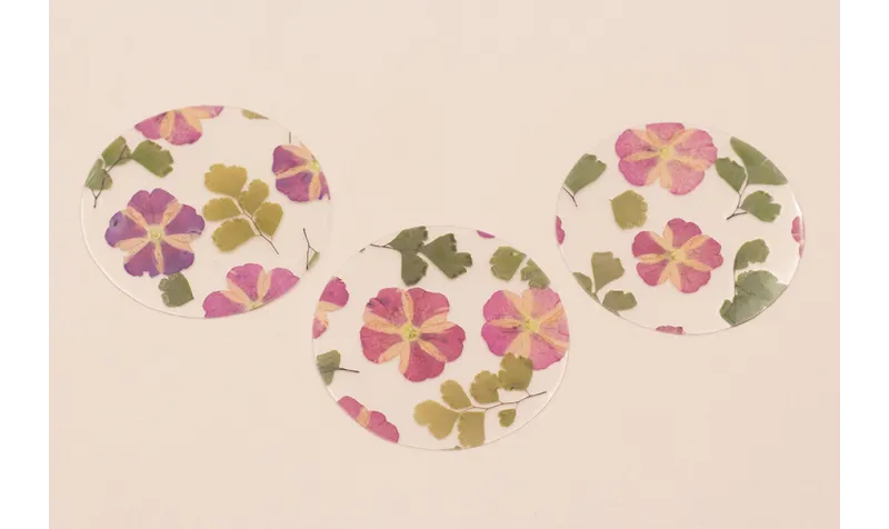 Lentejuela Disco 50mm con Flor Natural Granates / Cuentas y Lentejuelas