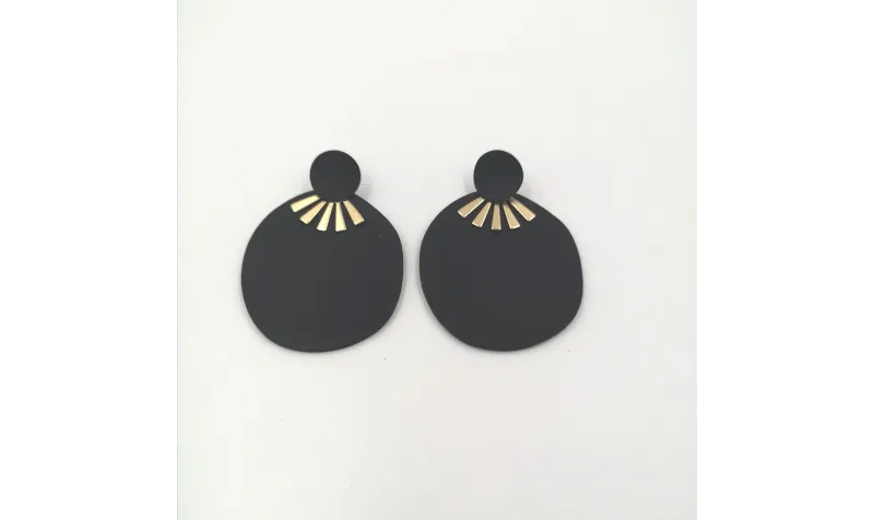 Pendientes chapa negra con rayo sol