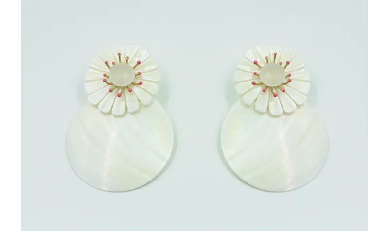 Pendientes flor nacar 38mm con perno esmaltado ros