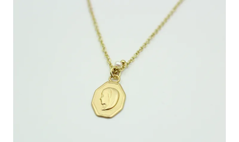 Solitario cadena eslabón pequeño oro mate con chap