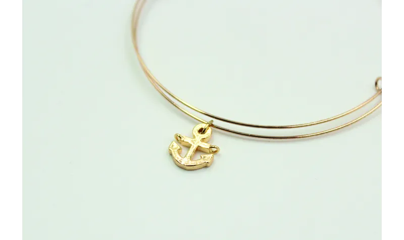 Pulsera de acero inoxidable con nudo corredizo y c