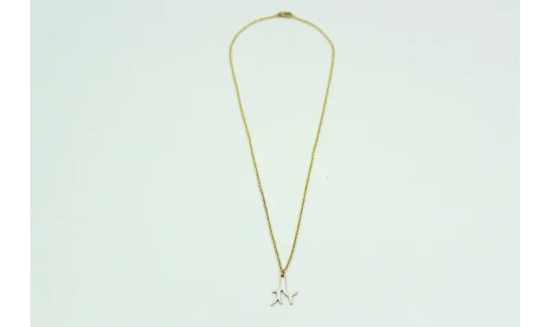 Solitario de cadena de eslabón pequeño oro mate y 