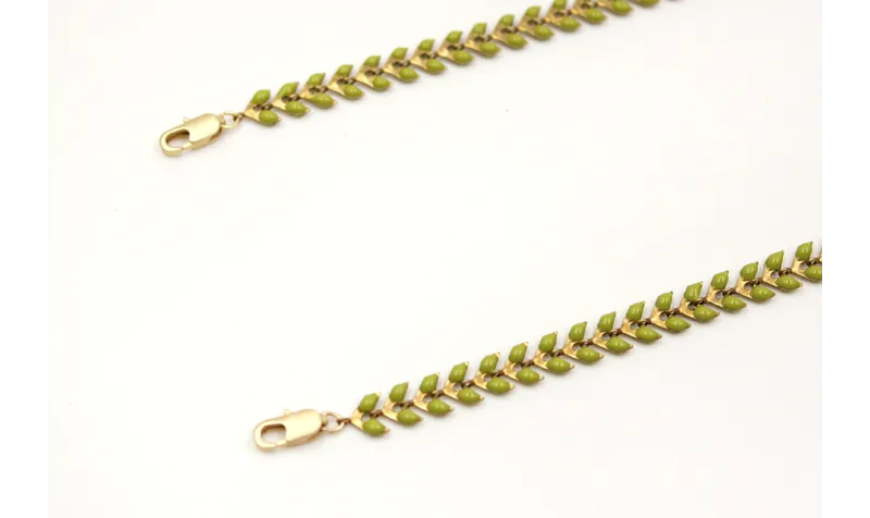 Cuelga mascarilla de cadena de petalos esmaltada v