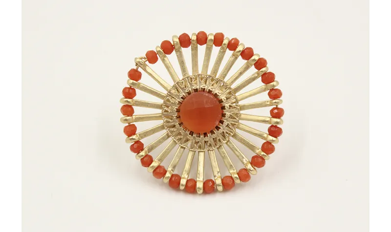 Anillo roseton con facetadas naranjas y listones e