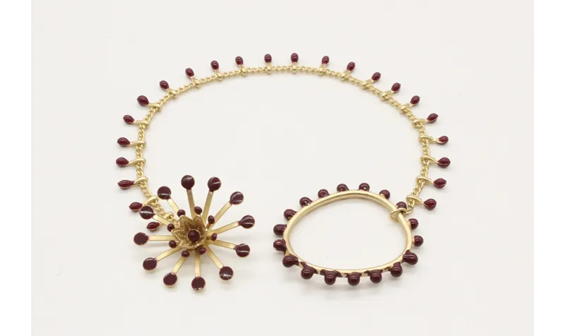 Pulsera de cadena de cerillas esmaltadas en grante