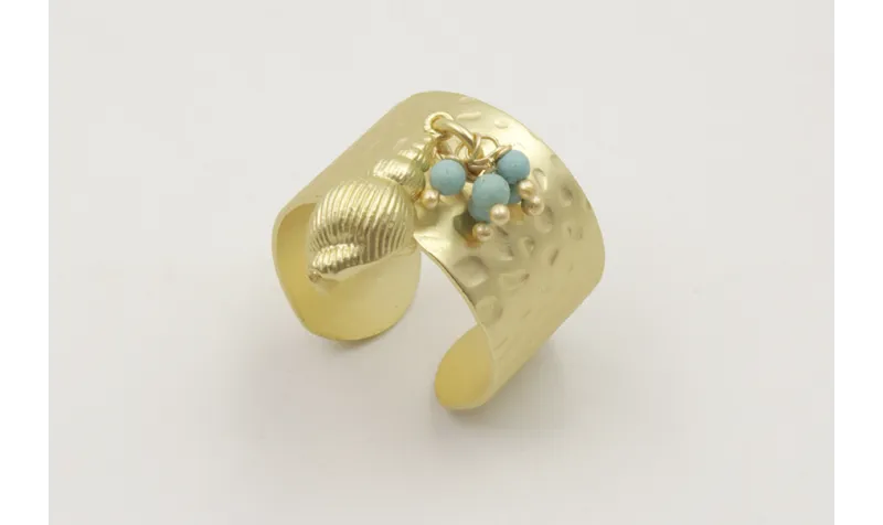 Anillo base labrada dorada mate con piedras turque