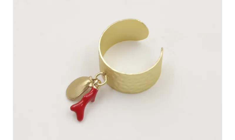 Anillo base labrada dorada mate con rama de coral 