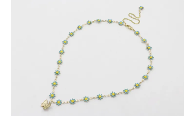 Colgante de cadena de margaritas esmaltadasturques