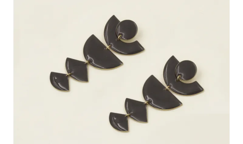 Pendientes con perno de círculo y piezas geométric