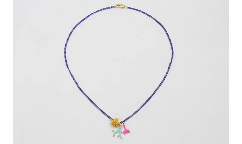 Collar cadena eslabón plano azulón con rastrillo e