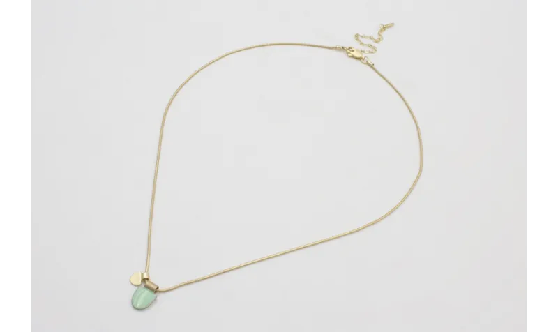 Collar cadena cordón dorada mate con daga turquesa