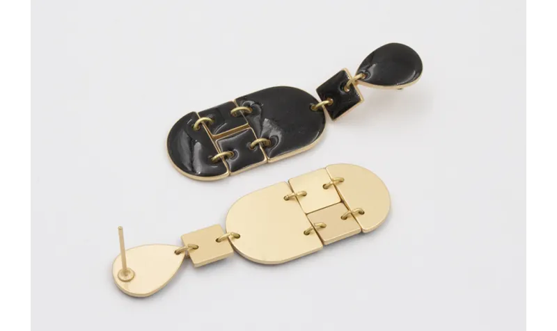 Pendientes perno gota, semi ovalo, cuadrado, semic