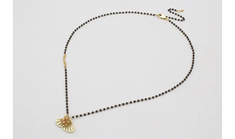 Collar cadena miyuki negra intercaladas bolitas me