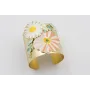 Brazalete con piezas esmaltadas, flor grande plana