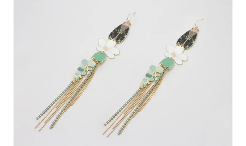 Pendientes gancho sencillo con polillas plana verd