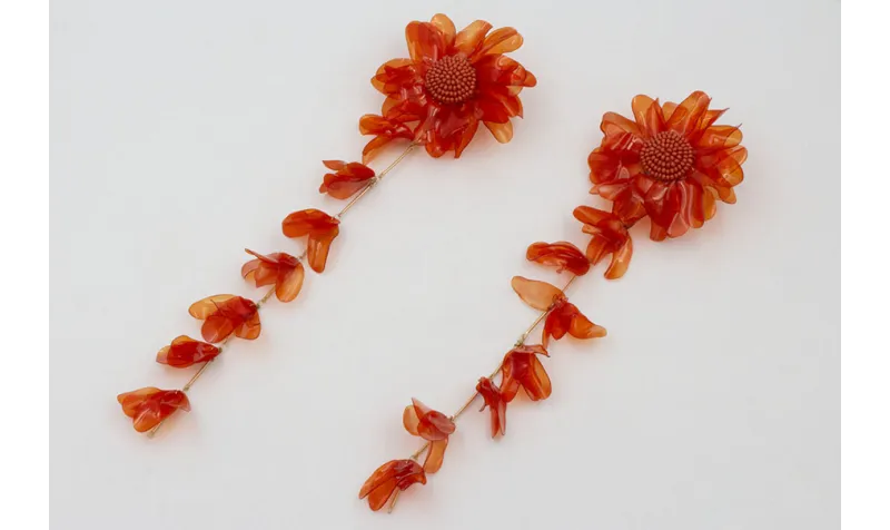 Pendientes extra largos flores de lesntejuelas ova