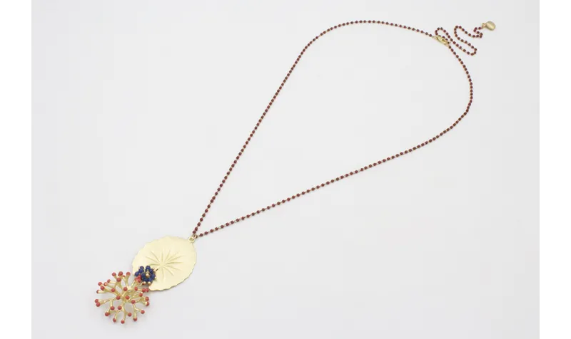 Collar largo de cadena miyuki granate con colgante