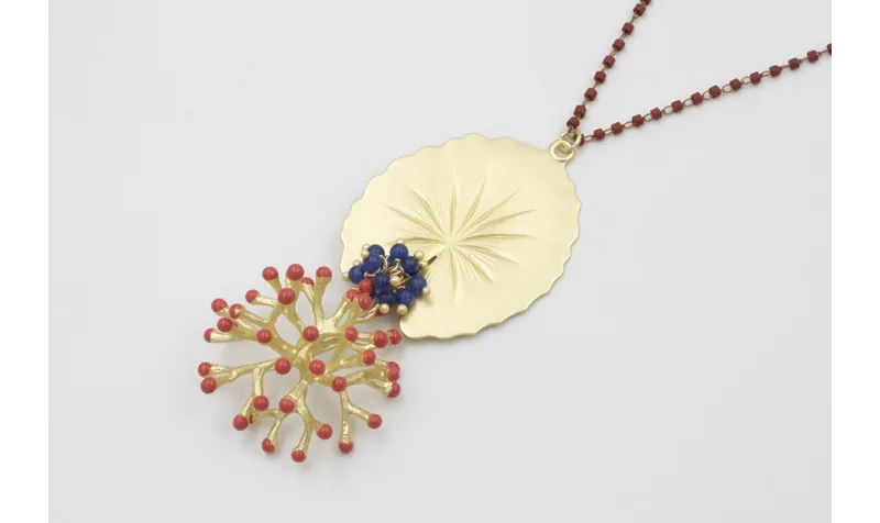 Collar largo de cadena miyuki granate con colgante