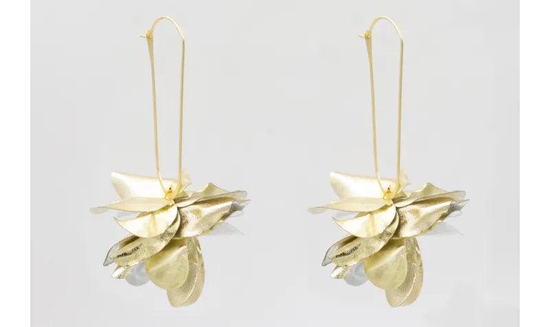 Pendientes eslabón dorado mate con burruño de lent