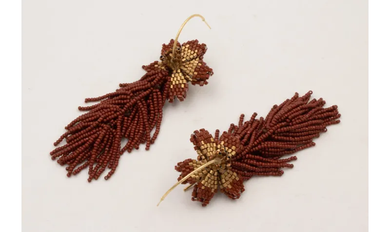 Pendientes semi aro satinado dorado y brillos con 