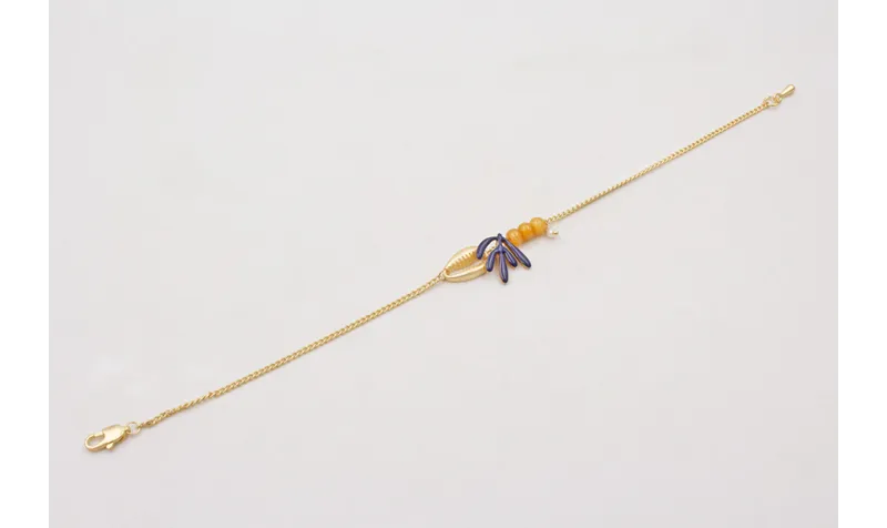 Pulsera cadena con concha dorada,hoja esmaltada az