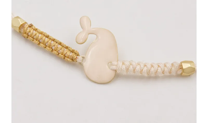 Pulsera nudo serpiente beige,nudo de macrame dorad