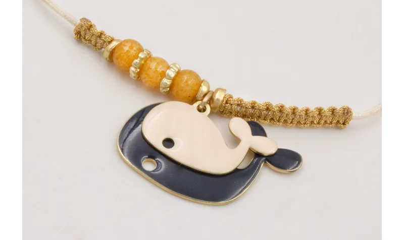 Pulsera macrame beige,nudo macrame dorado,ballena 