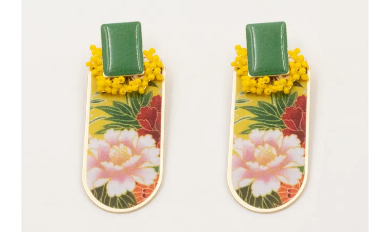 Pendientes perno rectángulo esmaltado verde con ra