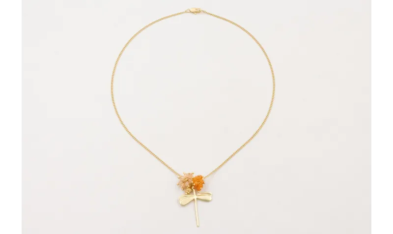 Collar cadena eslabón plano dorado mate con burruñ