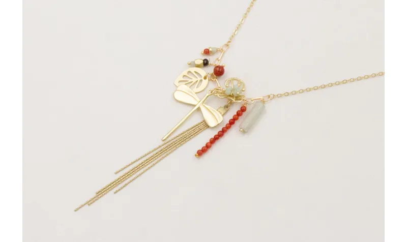 Collar cadena eslabón pequeño con colgante libélul