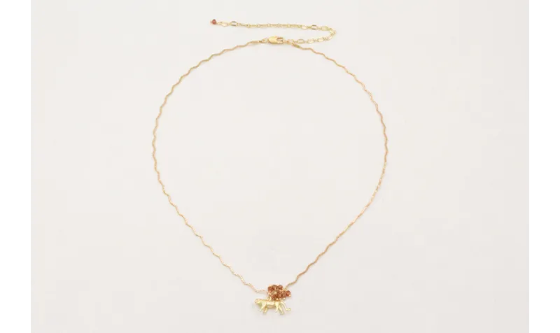 Solitario con cadena zig-zag dorada mate con colga