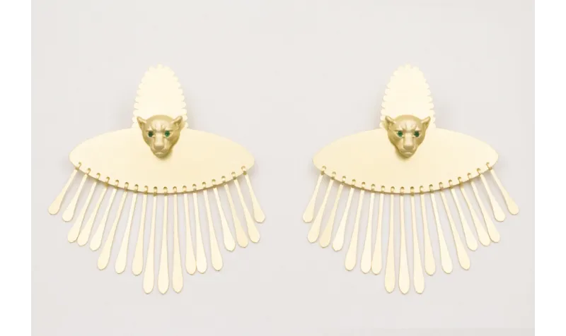 Pendientes perno semi ovalado dentado con colgante