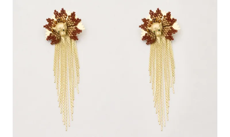 Pendientes perno semicirculo dentado con flor miyu