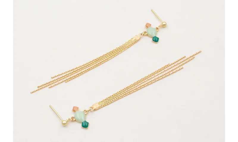 Pendientes perno bolita dorada mate con eslamatito