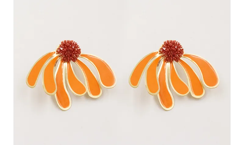 Pendientes perno nenufar esmaltado teja con pétalo