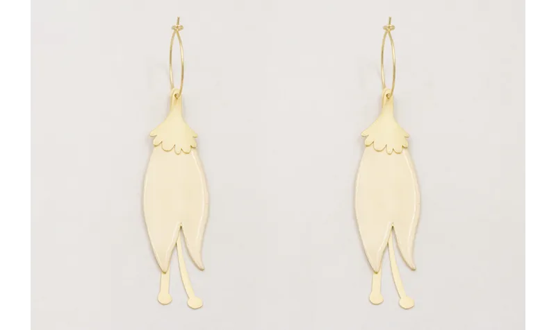 Pendientes gancho sencillo con flor plana esmaltad