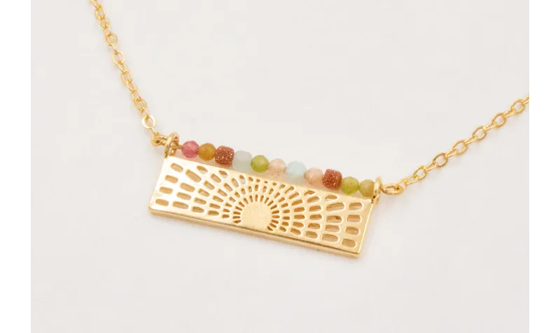 Collar ORO 18K. Cadena eslabón pequeño con colgant