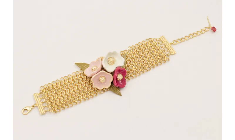 Pulsera malla con flores acampanadas rosa, blanca,