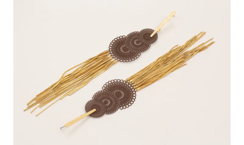 Pendientes perno lámina satinada con filigrana esm