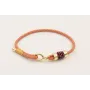 Pulsera cordón rosa palo con hilo dorado, mosquetó
