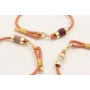 Pulsera cordón rosa palo con hilo dorado, mosquetó