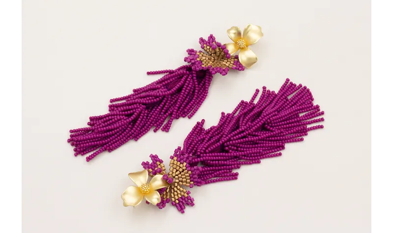 Pendientes flor dorado mate con fleco abalorio pur