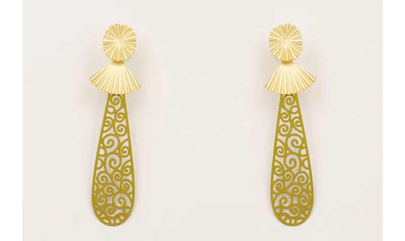 Pendientes perno ovalado abanico, triangulo plisad