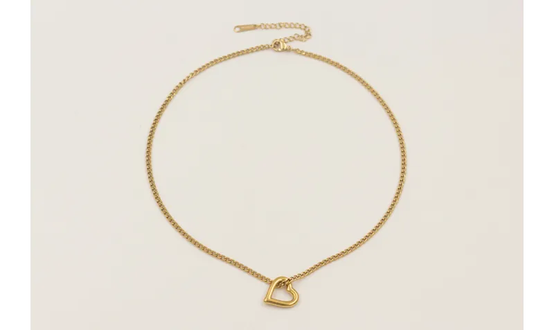 Collar cadena completo con cierre colgante corazón