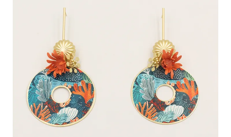 Pendientes listón con disco grande tonos azules ma