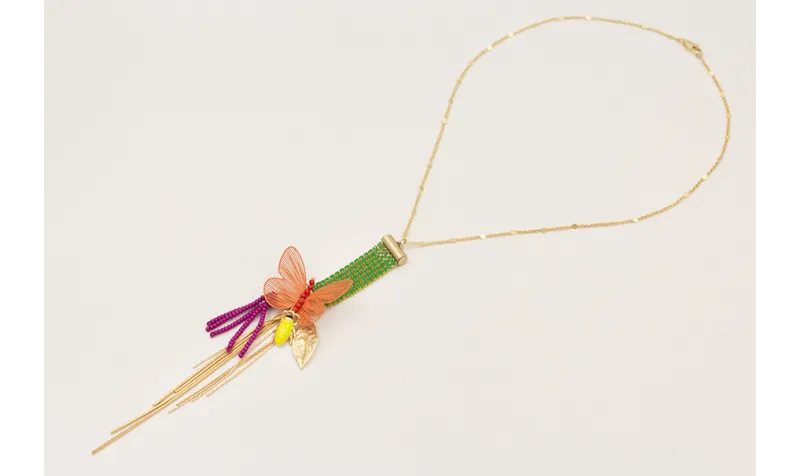 Collar cadena chapitas dorada mate con colgante ca