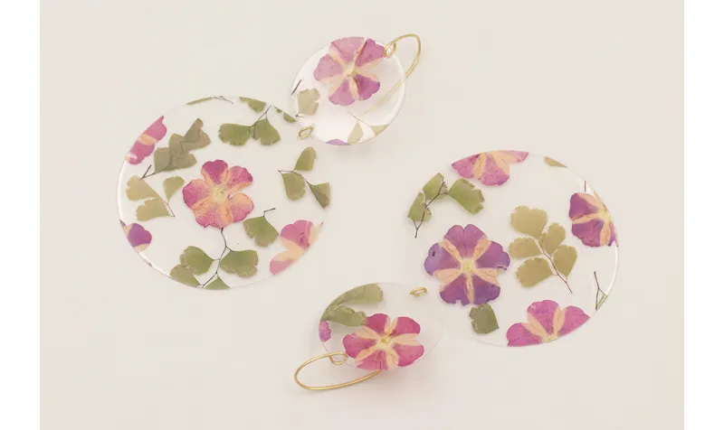 Pendientes lentejuelas discos con flores naturales