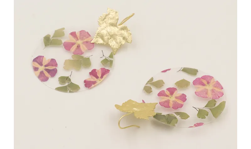 Pendientes perno hoja 5 puntas y disco lentejuela 