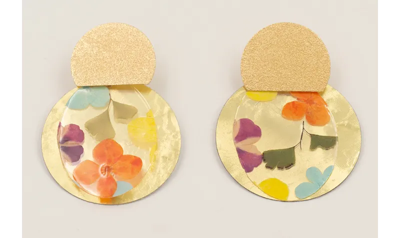 Pendientes perno semi disco satinado, lentejuela o